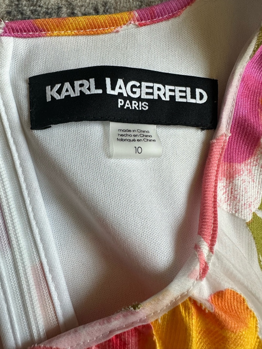 Karl Lagerfeld Paris Floral Chiffon Dress Size 10 NWT - Picture 6 of 6